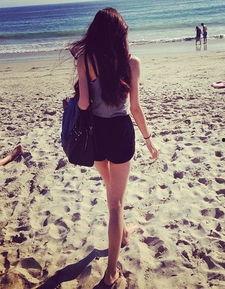 娱乐吃瓜酱背影头像女,揭秘娱乐吃瓜酱背后的神秘女生